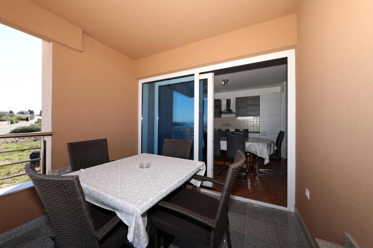 Apartment Dora Preko Exterior foto